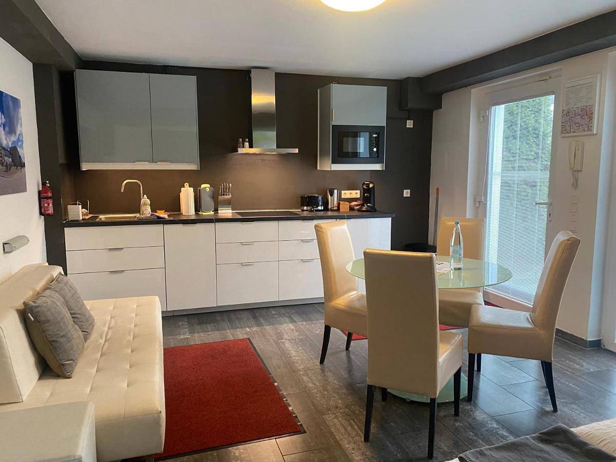 Ganze Wohnung, Ferienwohnung für 5 Personen mit Garten in Berlin Pankow, Berlin