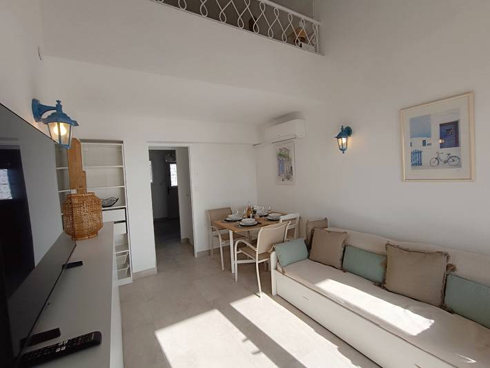 Gîte pour 4 personnes, avec terrasse dans Plage Republique Frejus - 4