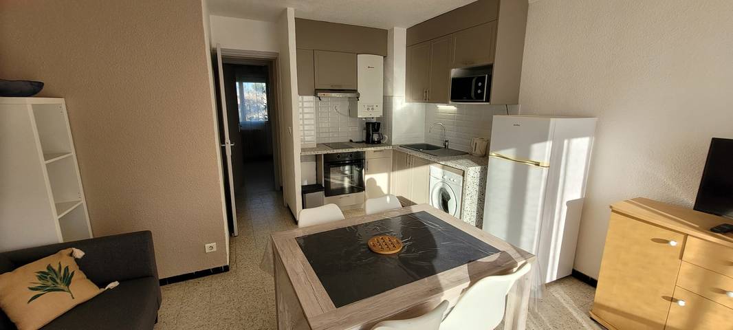 Ganze Wohnung, Ferienwohnung für 4 Personen mit Balkon in Port-la-Nouvelle, Mittelmeerküste (Frankreich)