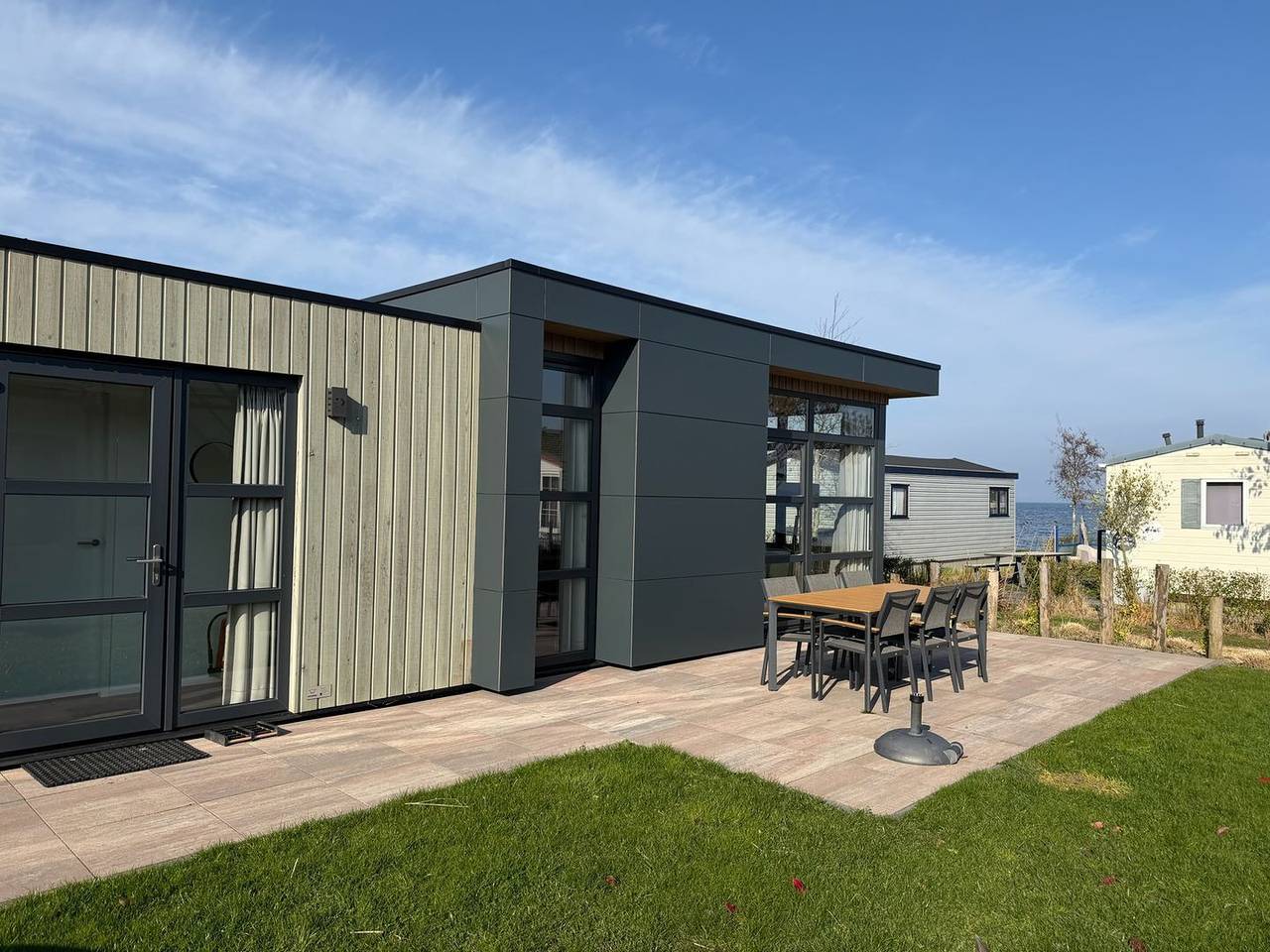 Chalet Zeezeit mit Airco und tollem Meerblick in Enkhuizen in Enkhuizen, Ijsselmeer