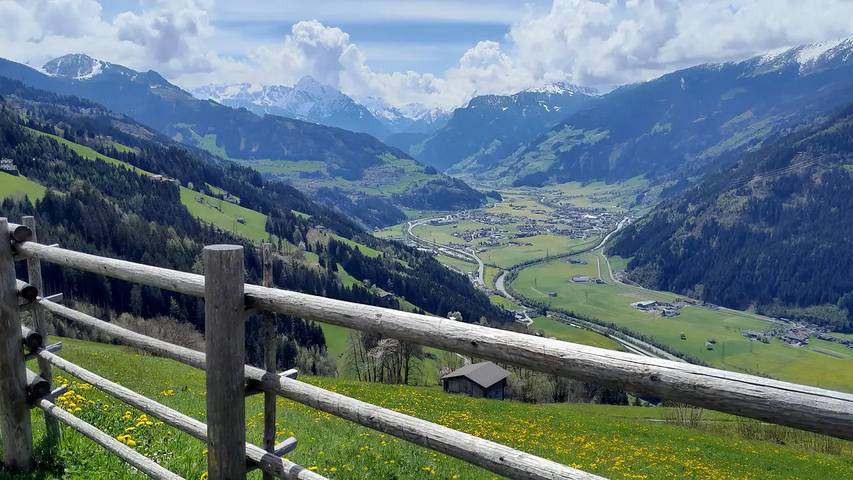 Hütte für 15 Personen, mit Garten und Sauna sowie Balkon in Aschau im Zillertal - 3