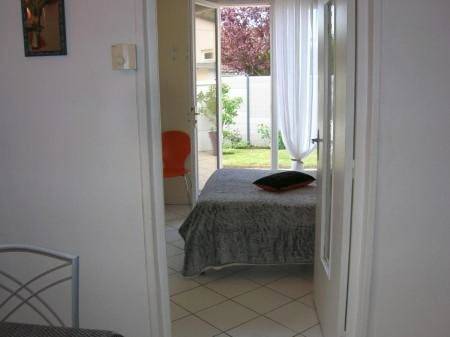 Location de vacances pour 3 personnes, avec terrasse et jardin à Sotteville-lès-Rouen - 2