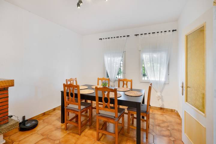 Holiday Home 'Casa De Los Abuelos' with Wi-Fi in Real Sitio de San Ildefonso, Segovia Province