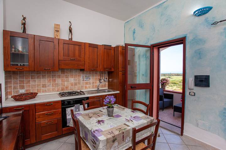 Entire apartment, Holiday Apartment "Suite Maya" with Sea view and Wi-Fi in Flumini, Posada