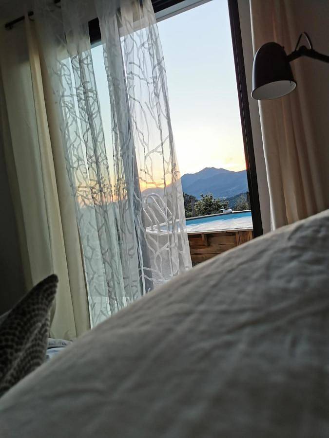 Location de vacances pour 8 personnes, avec piscine ainsi que vue et jardin à Sainte-Lucie-de-Tallano - 3