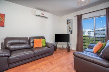 Apartamento De Férias para 6 Pessoas em Praia da Rocha, Portimão, Foto 2