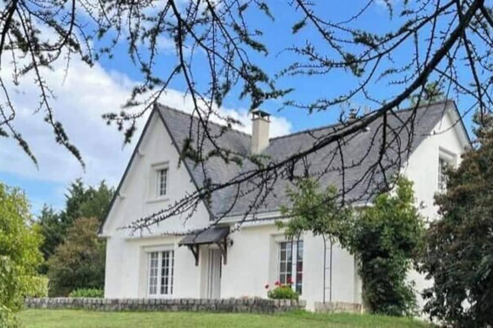 The Gîte des Pélus, perfect for a getaway in the countryside, less than 10 minutes from Tours. in Rochecorbon, Tours und Umgebung