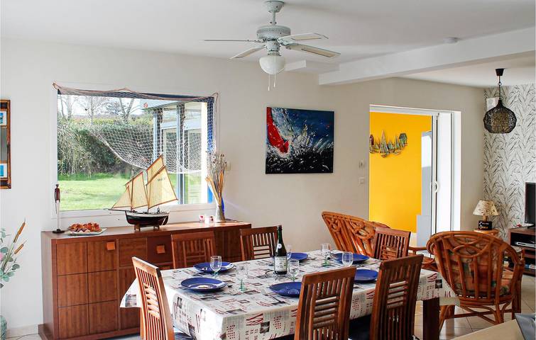 Acogedor apartamento con cuna, TV, eBikes y jardín in Lamballe-Armor, Côte de Goëlo