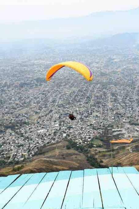 Casas e apartamentos de temporada para 3 pessoas, com jardim em Nova Iguaçu