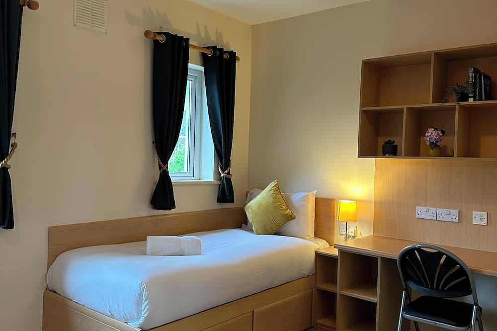 Spacious 4-Bedroom Retreat in Galway, County Galway
