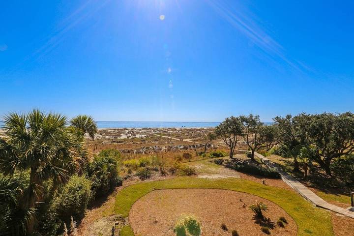 Beach rental for 8 people, with pool and balcony in Isle of Palms