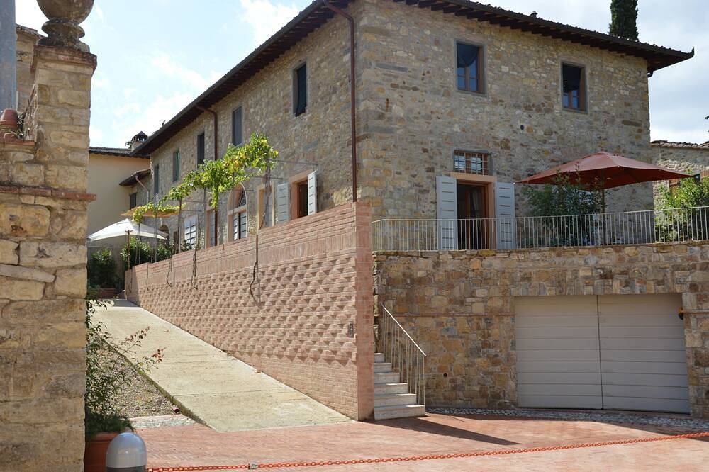 Ganze Wohnung, The Casaloni app. Tower in Panzano In Chianti, Chianti
