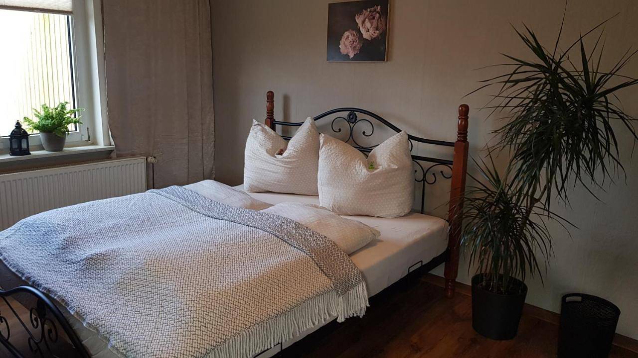 Ganze Wohnung, Ferienwohnung Malu Sol im Harz - stilvoll, gemütlich, tierfreundlich - mit Garten in Thale, Harzvorland
