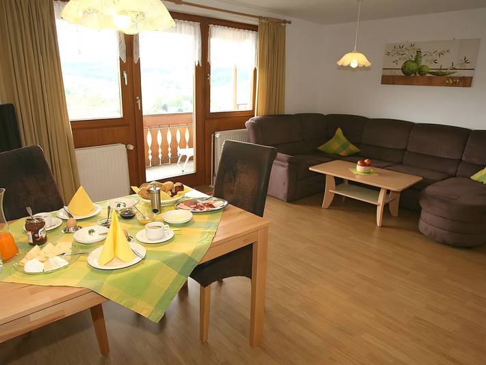 Ganze Wohnung, Haus Hochtalblick-Ferienwohnung "Rechberg" mit Panoramablick, Wlan und inkl. Dreiwelten-Card in Bernau im Schwarzwald, Südschwarzwald