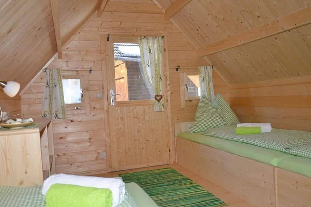 Radlerstation Sandhof - \"Schlafnester\" in Gailtaler Alpen, Berg im Drautal