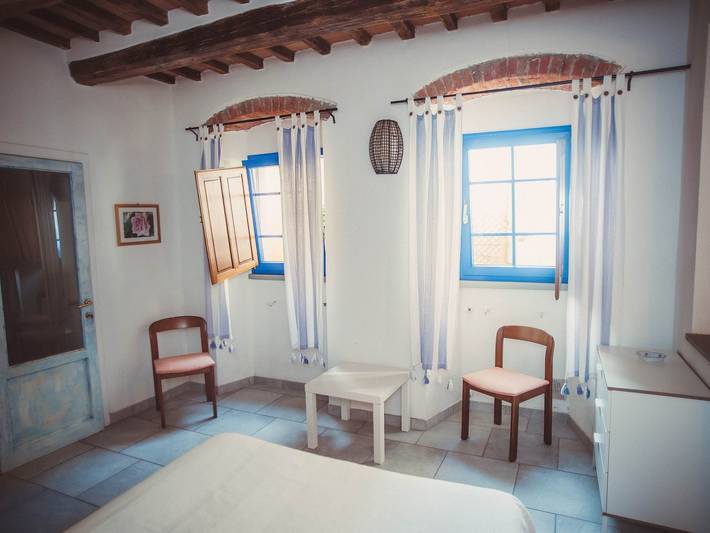 Ganze Wohnung, Studio 'Seventh Heaven5' mit Gemeinschaftspool in Massa, Italienische Riviera