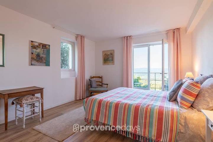 Location de vacances pour 6 personnes, avec jardin à Murs - 4