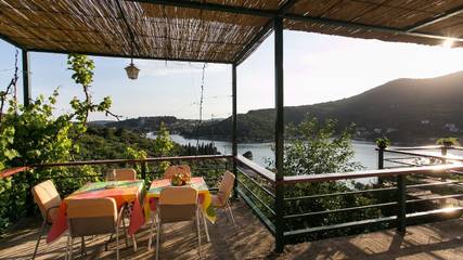 Ferienwohnung für 5 Personen, mit Terrasse in Zaton