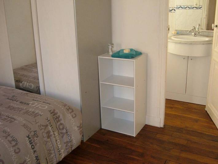 Location de vacances pour 2 personnes, avec vue ainsi que jardin et terrasse à Malakoff - 3