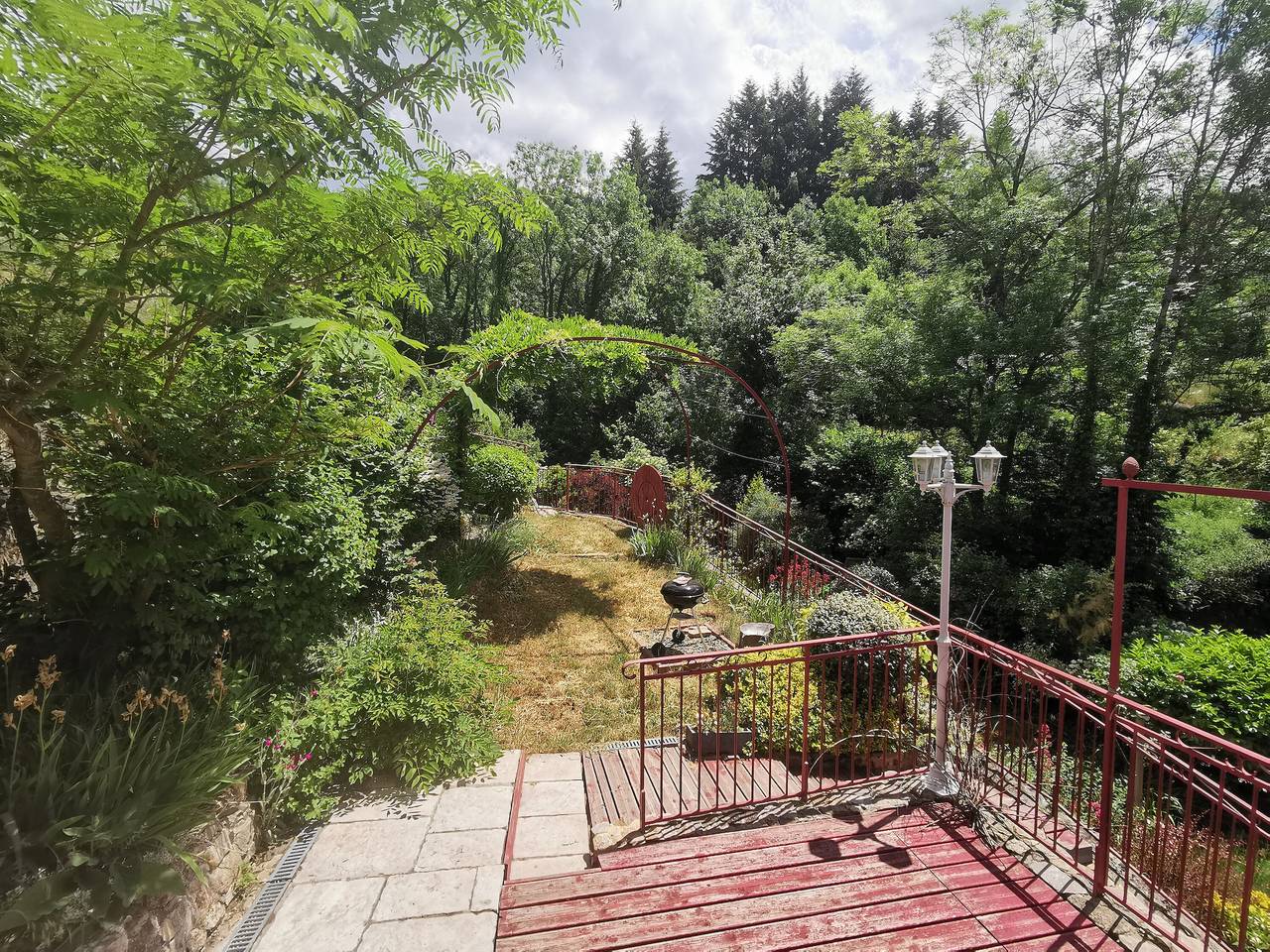 Vakantiehuis "Le Bramefont" met Privé Terras, Gedeelde Tuin & Wifi in Dornas, Parc naturel régional des Monts d'Ardèche