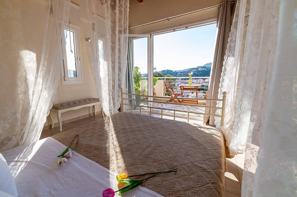 Villa Parga 3 piani con piscina privata nel centro, vista mozzafiato in Parga Città, Preveza unità periferica