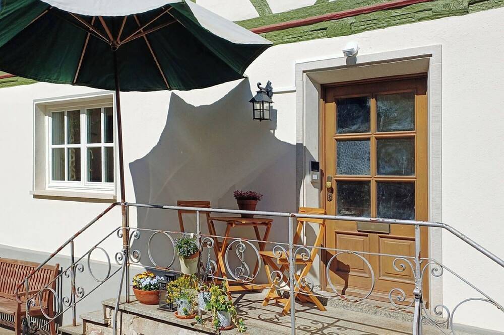 Ganze Wohnung, Stilvolles 35 qm-Apartment auf zwei Ebenen in Schönau a.d.Brend, Rhön-Bayern
