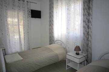 Villa pour 14 Personnes dans Antibes, Région de Cannes, Photo 3
