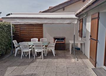 Gîte pour 3 personnes, avec terrasse et piscine à Capbreton