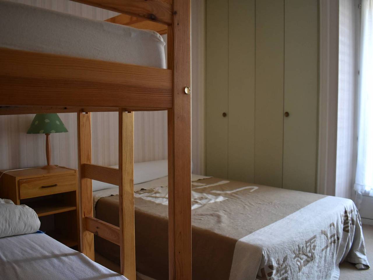 Apartamento entero, Amplio apartamento 3 piezas en Font-Romeu, 6 personas, balcón con vista a los Pirineos in Font-Romeu-Odeillo-Via, Parque Natural Regional de los Pirineos Catalanes