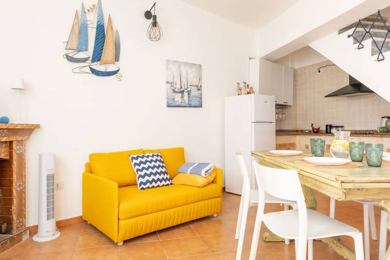 Casa vacanze 'Barbara' con giardino privato, Wi-Fi e aria condizionata in Teulada, Cagliari e Dintorni