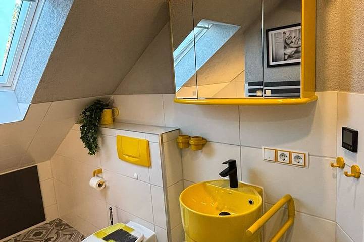 Ganze Wohnung, 2. Og Ferienwohnung „Am Weiher“ - Ihr perfektes Urlaubdomizil in Denklingen, Romantische Straße