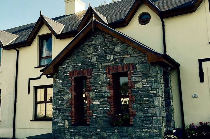Cottage for 6 people, with garden and terrace in Kenmare