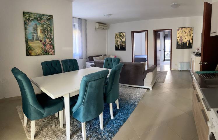 Ferienwohnung für 6 Personen, mit Garten und Terrasse in Montenegro - 3