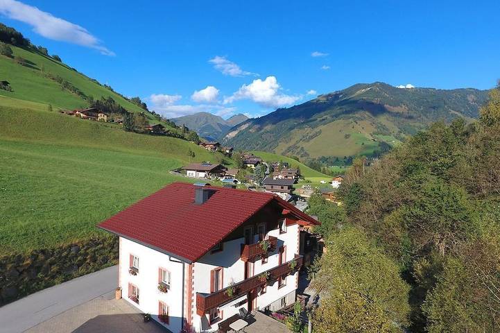 Bauernhof für 9 Personen, mit Garten und Balkon sowie Sauna