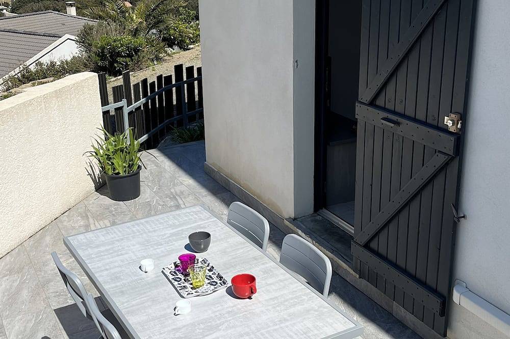 Appartement entier, Apartment 500m from the beach. Exceptional view in Sisco, Cap Corse