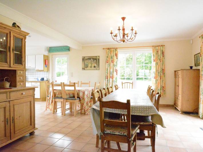 Location de vacances pour 14 personnes, avec terrasse et jardin à Daverdisse - 2