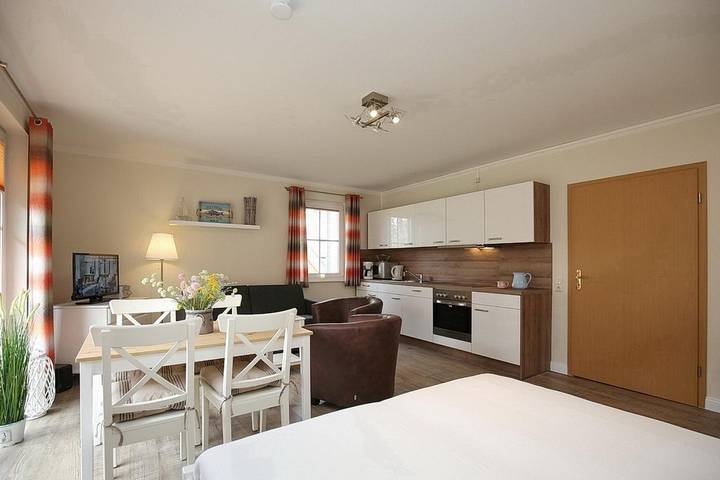 Ferienwohnung für 4 Personen, mit Terrasse, mit Haustier in Ostseebad Boltenhagen - 2