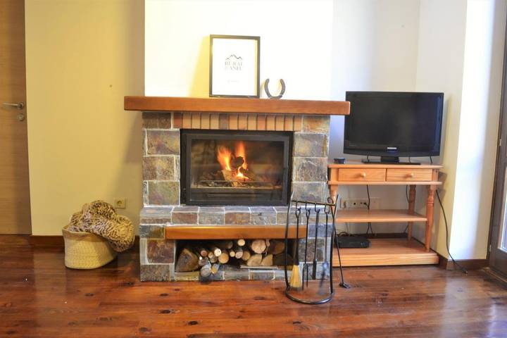 Casa rural para 4 personas, con balcón en Esterri de Aneu - 4