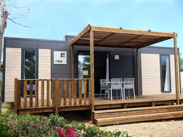 Mobil home pour 4 personnes, avec Piscine