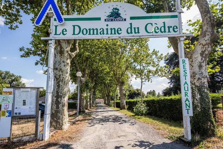 Parc de vacances pour 6 personnes, avec piscine et jardin à Rivières - 2