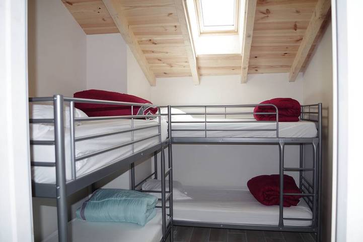 Location de vacances pour 18 personnes, avec jardin et terrasse à Chambonas - 4