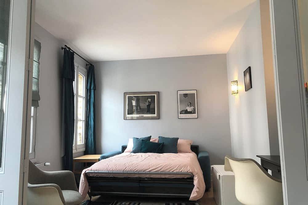 Apartamento entero, Beautiful apartment in a townhouse with a garden, fully renovated in 2021. in Sainte-Famille-en-Auge, Region de Lisieux