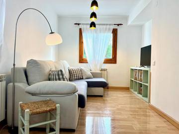 Gîte pour 6 personnes, avec piscine ainsi que terrasse et vue dans Formigal