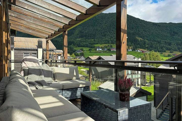 Ferienwohnung für 8 Personen, mit Balkon - 1