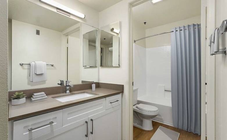 Vacation rental for 7 people in Los Feliz