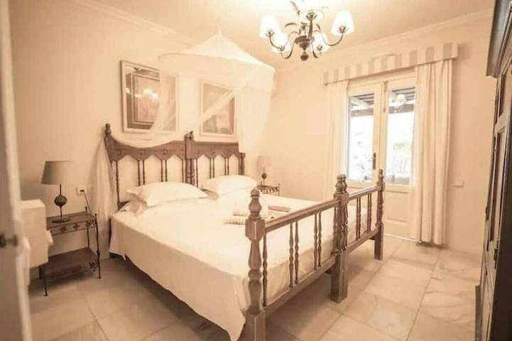 Gîte pour 4 personnes, avec Terrasse et Jardin