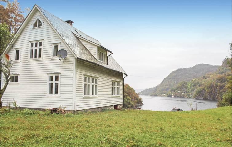 Ferienwohnung für 5 Personen, mit Terrasse in Bjørnafjorden