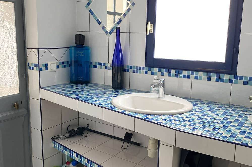 Entire apartment, \"Le gîte du bout, 100m from the sea in Asnelles, Côte de Nacre