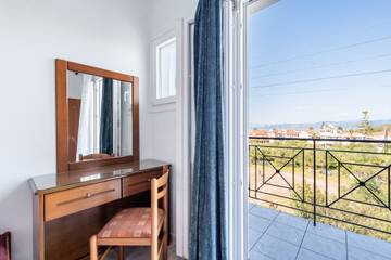 Studio für 2 Personen, mit Balkon und Garten in Griechische Inseln