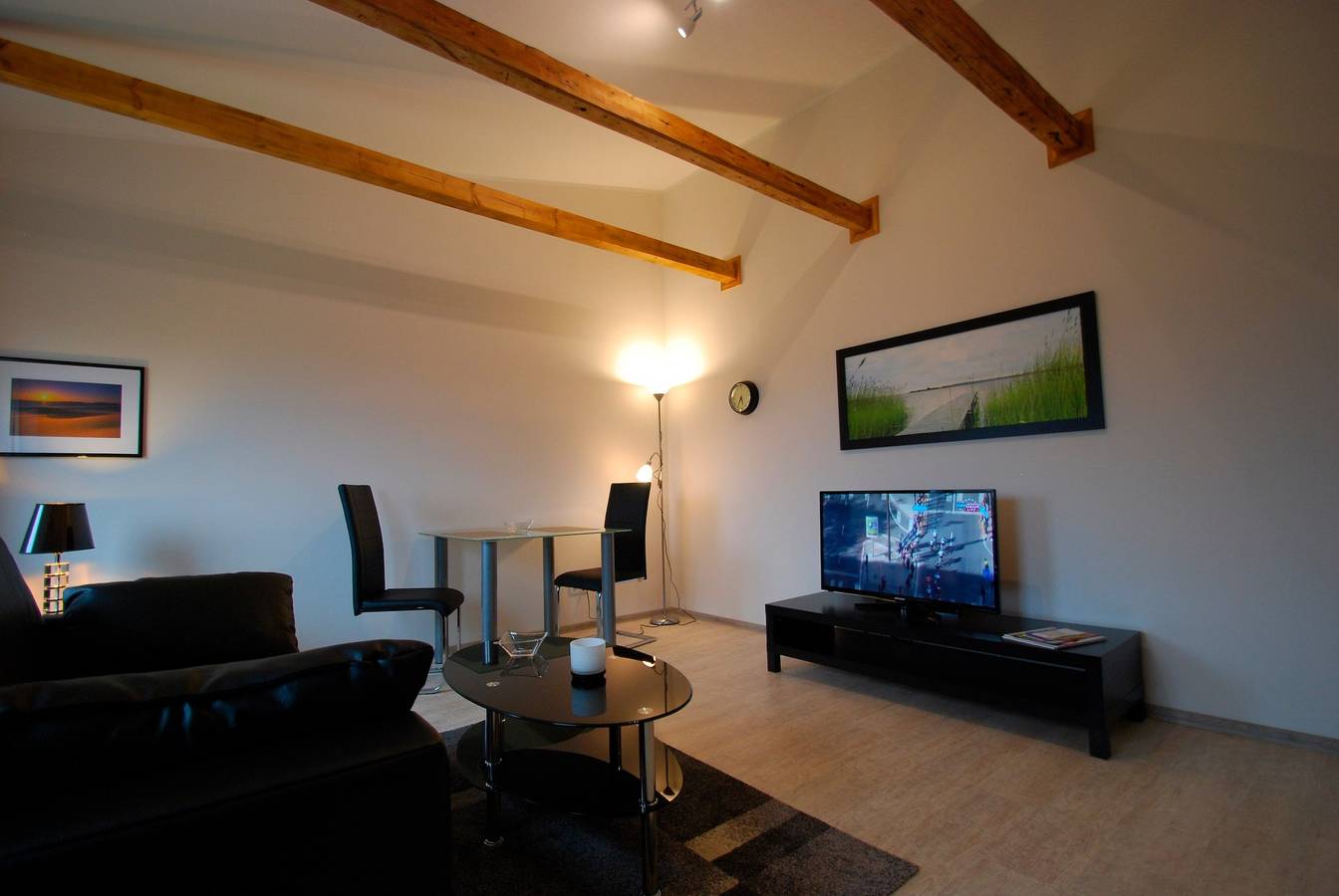 Ganze Ferienwohnung, Gästehaus am Kanal "Fewo Schwebefähre" in Rendsburg, Rendsburg-Eckernförde